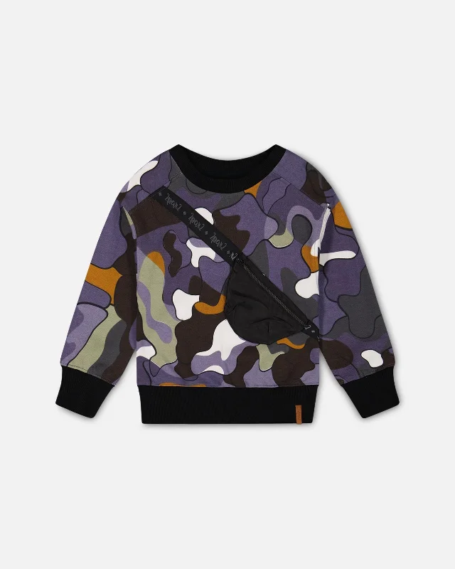 Printed Camo Fleece Sweatshirt With Bag